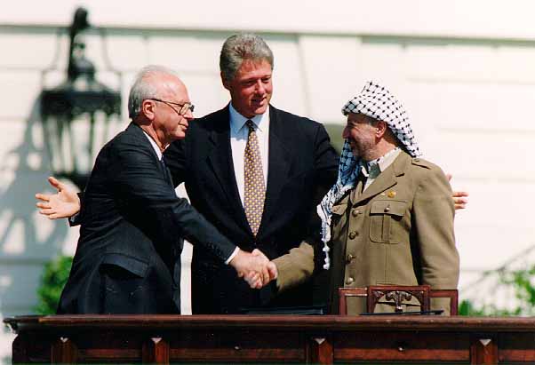 Signing the Oslo Accords