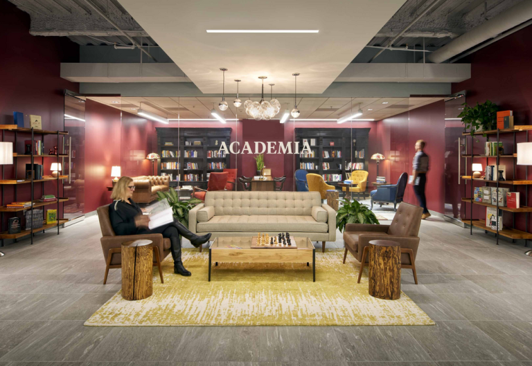 Academia Website Hosts Anti-Israeli Israeli Writer — And Then It Doesn’t